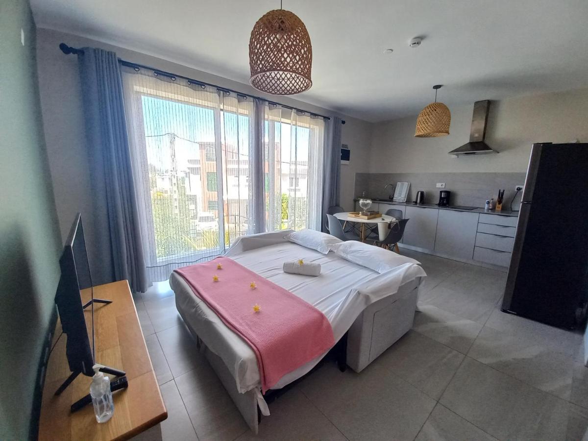 Bois Mapou Self Catering Apartments Unit 203 Rivière Noire エクステリア 写真