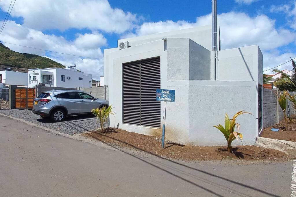Bois Mapou Self Catering Apartments Unit 203 Rivière Noire エクステリア 写真